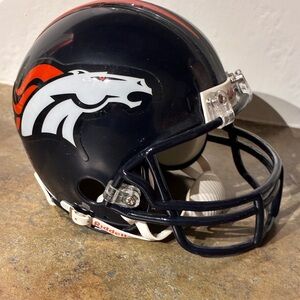 Denver Broncos (NFL) Riddell Mini Helmet